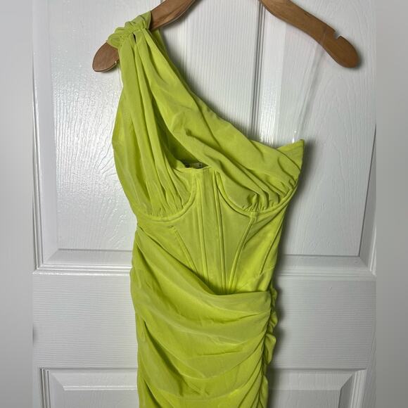 House of CB Green One Shoulder Valentina Lime Asymmetric Cut Out Midi Dress XS - Picture 4 of 11
